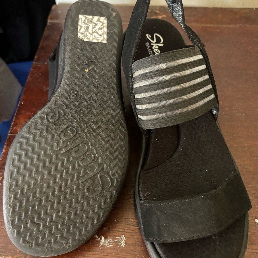 Skechers Black Women's Sandals - Picture 3 of 3